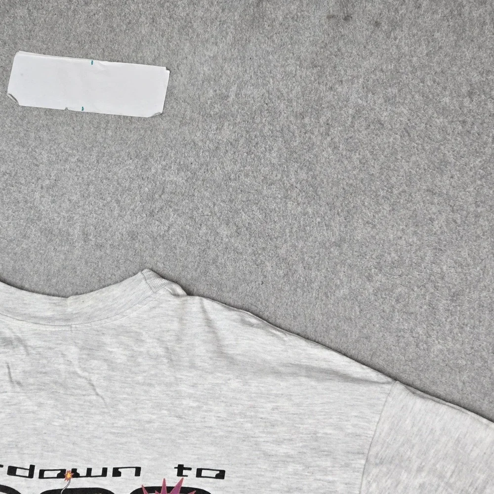 VINTAGE Countdown to 2000 Men Shirt 2XL Gray Graphic Print Short Sleeve Tee READ